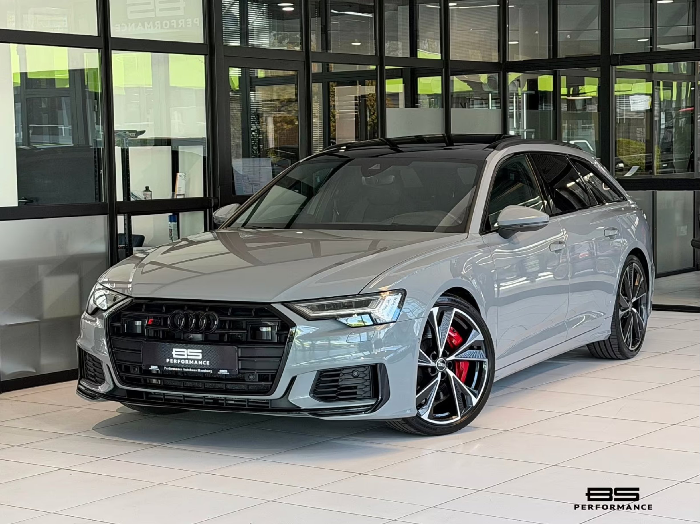 Audi S6 Avant